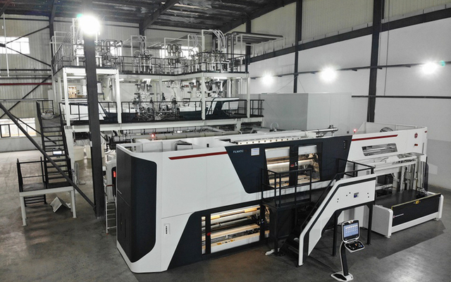 PACKAGING EQUIPMENT